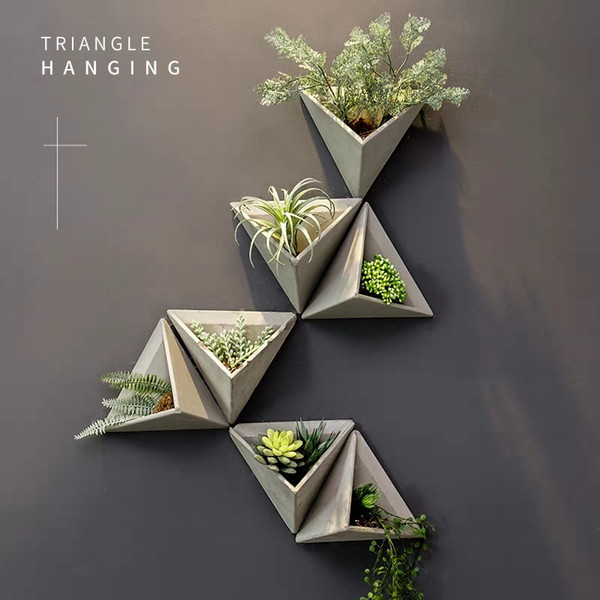 Triangular flower apparatus Retro American Cement Wall Hanging Simulated Flower Pot Wall Hanging of Polyporous Plants in Restaurant