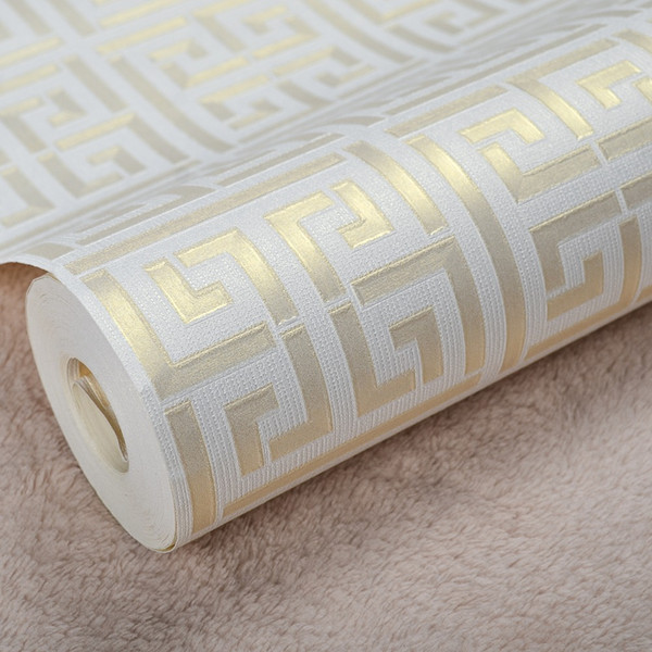 Contemporary Modern Geometric Wallpaper Neutral Greek Key Design Vinyl PVC Wall Paper for Bedroom 0.53m x 10m Roll Gold on White