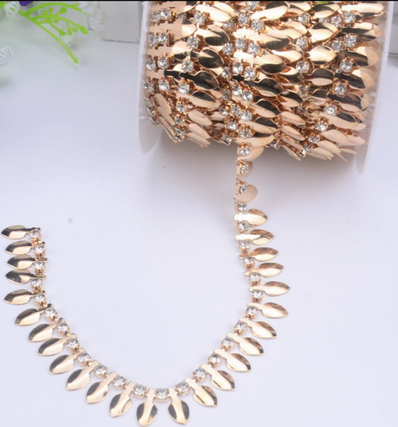 Free shipping 1yard/lot gold Leaf shape rhinestone chain trim for bridal costume ornament 1.5 cm width Collar chain