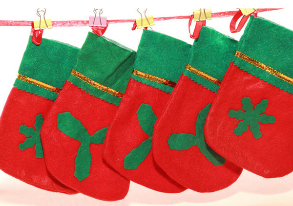 MOQ=60PCS 2015 Christmas socks wholesale Non-woven Christmas stockings Green mouth applique stocking red and green Gifts socks free shipping