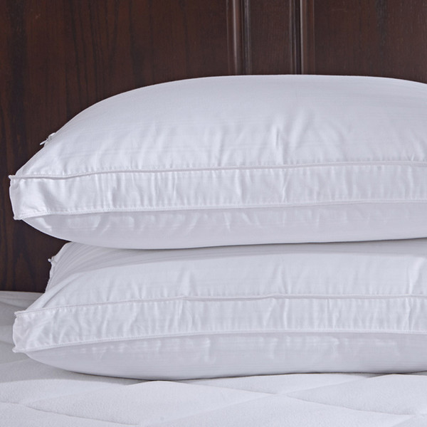 Home Bedding 600 Fill Power 75% Goose Down Gusset Pillow With 2 Outer Pillow Protectors 100% Cotton Fabric Set of 2