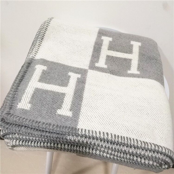 Luxury Signature H tag Thicken Wool Blanket Home Travel Winter Scarf Shawl Warm Everyday Blankets Large 170*140cm Christmas gift blanket