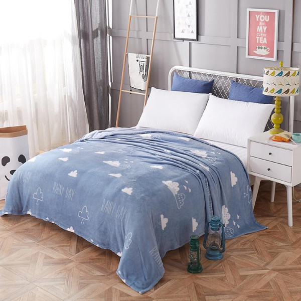 50 cloud bedspread blanket 200x230cm High Density Super Soft Flannel Blanket to on for the sofa/Bed/Car Portable Plaids