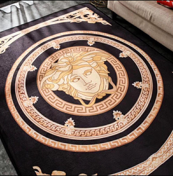 Luxury designer printed carpet mats Short plush material home textile decorative Living room and bedroom carpet Home Textiles