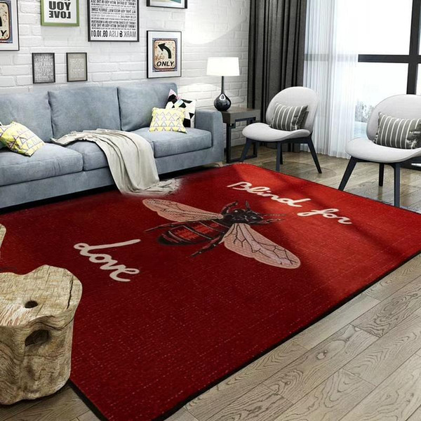 Big Bee Red Carpet European And American Non Slip Carpet Fashion Logo Bedroom Carpet Decorate Mat