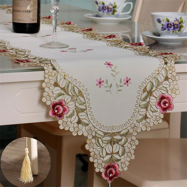 BZ369 Pastoral Table Runner Embroidered Flower Leaves Hollow Polyester Table Covers Dustproof Table Decor for Home Party Wedding