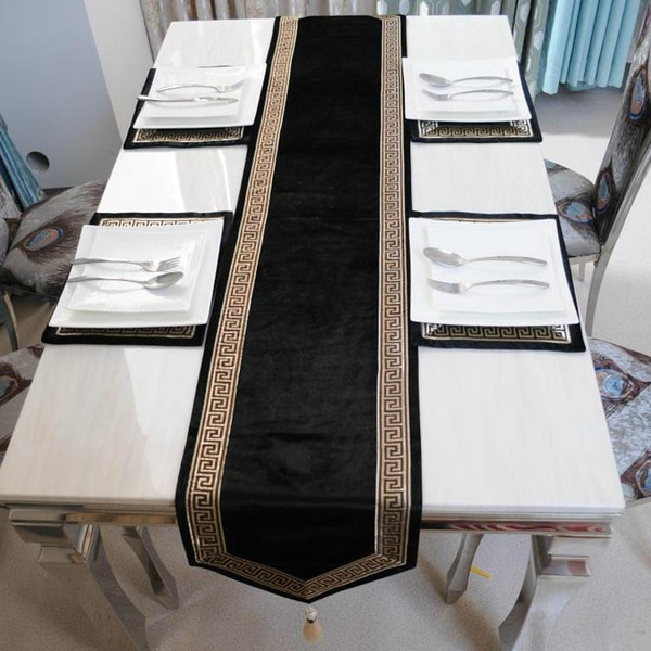 New Luxury Fashion Table Cloths European embroidery tassel Table Runner luxury modern dining table cloth bed Cloths bed Runner