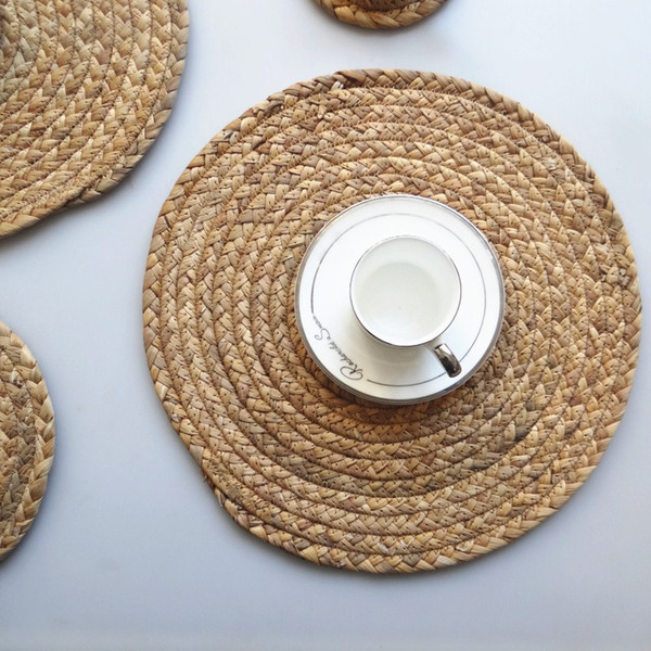 New ecological and environment-friendly grass woven circular thickening household table anti-hot insulation