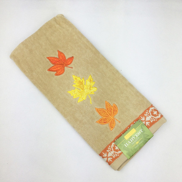 Harvest Season Maple Leaf Embroidered Ethnic Style Thick 100% Cotton Face Towel Soft Terry Fabric Bathroom Towel