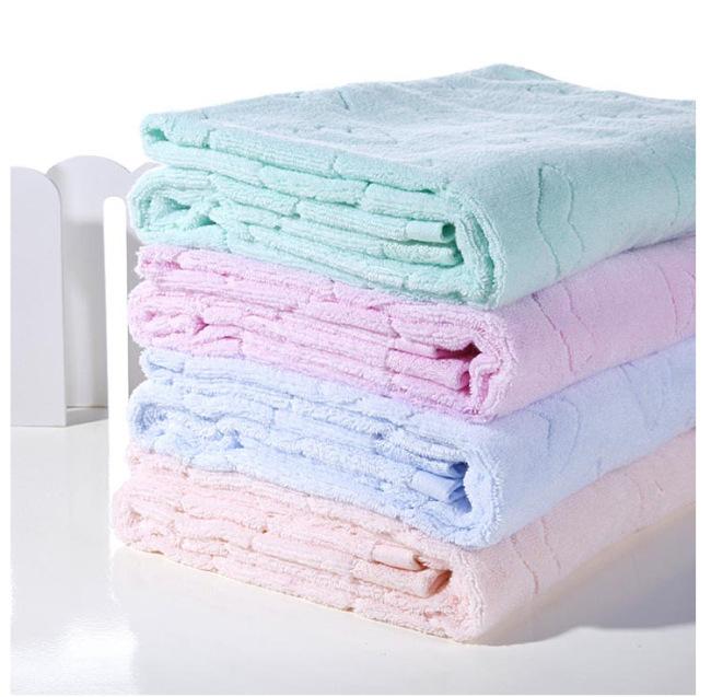 Wholesale hotel and home use twistless yarn material sanskrit alphabet pattern super soft bath towel 4colors 4items per lot