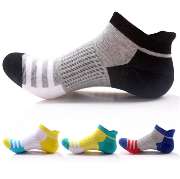 Men's socks Funny Pattern Bright Colorful Dot Striped Combed Cotton Crew Wedding Sports Sock for leisure Men Socks