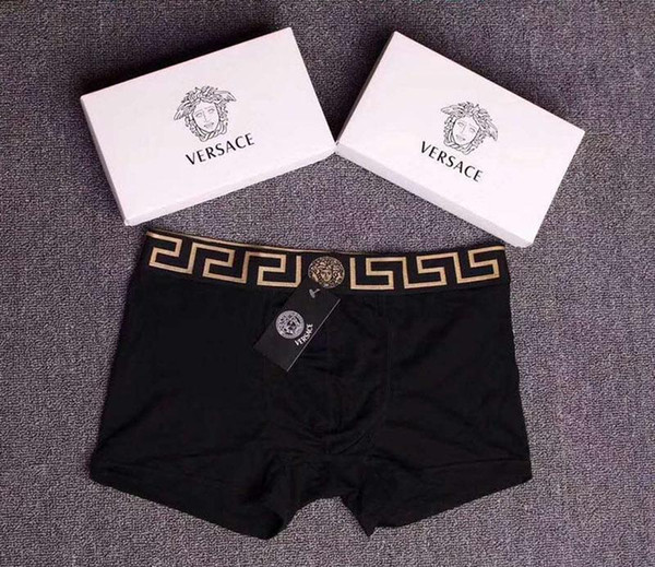 Factory Wholesale INS Popular Underwear Quality Men Boxers Tide Brand Pure Cotton Breathable Underpants Men\'s Shorts With Gift Box