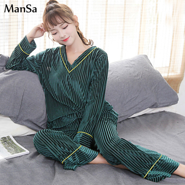 high quality Autumn Winter Long Sleeve Sleepwear Gold Velvet Womens Pajamas Sets Warm Pijamas Mujer Leisure Pajamas for Women
