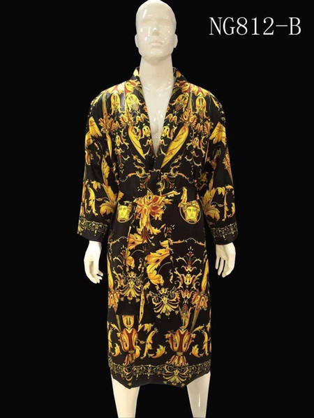 Luxury classic fashion brand printed satin for men L size and women M size Home Wear Clothing 2019 new