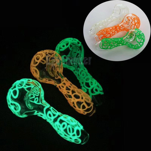 Wholesale 100pcs Glow in the Dark Glass Oil Burner Pipes Hand Pipes Luminous Smoking Pipes Tobacco Pipe Spoon Hand Blown Pipe