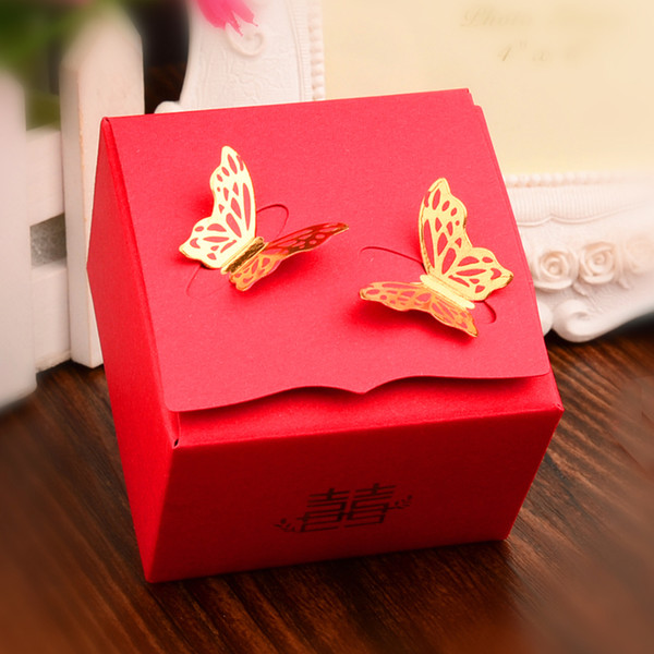 50 pcs/lot Red Wedding Candy Boxes Paper Box With Butterfly Decoration Wedding Cardboard Candy Gift Boxes Creative Organizer Case Cans Decor