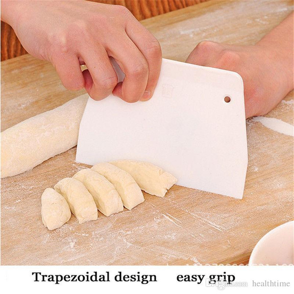 Wholesale- DIY Baking Scraper Butter Knife Plastic Cake Dough Cutter Kitchen Baking Tools Small Size Free Shipping