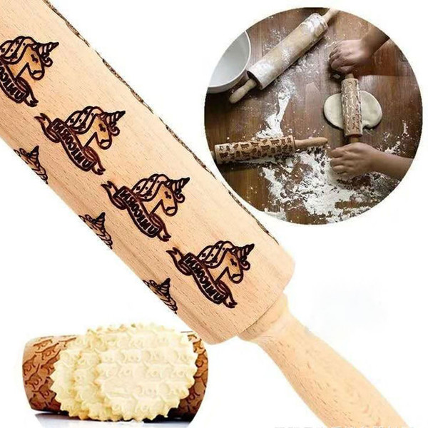 35*5cm Christmas Embossing Rolling Pin Wooden Xmas Tree Unicorn Elk Snowflake Cat Heart Roller for Baking Cookies Cake Kitchen Tools