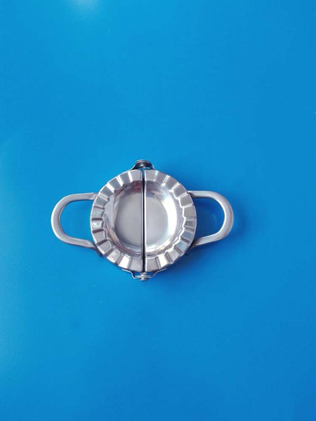 Package dumplings 304 stainless steel dumplings package dumplings artifact package dumpling skin mold 7.5CM Spot