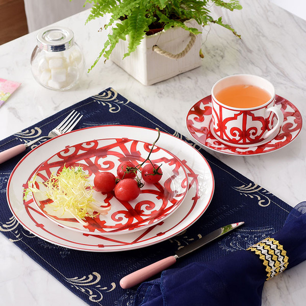 European Style Ceramic dinnerware set bone china fashion Red design 4pcs dinnerware sets Striped dinner set housewarming luxury gifts