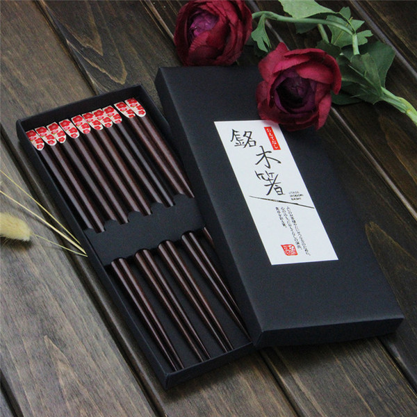 5 Pairs High Quality Japanese Wooden Chopsticks Gift Set Red Black Handle Design Couple Chopsticks Free Shipping