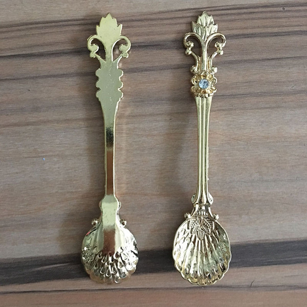 Vintage Alloy Coffee Spoon Crown Palace Carved Dining & Bar Tableware Small Tea Ice Cream Sugar Cake Dessert Dinnerware Spoons Scoop