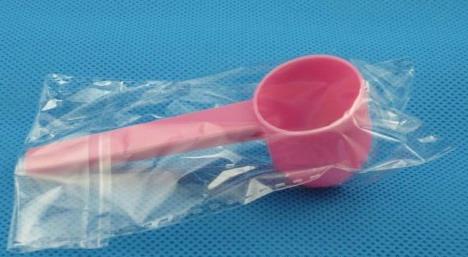 Free shipping Pink measuring scoop 5 gram food plastic HDPE scoop/ spoon for milkpowder / powder medical level -100pcs/lot OP859