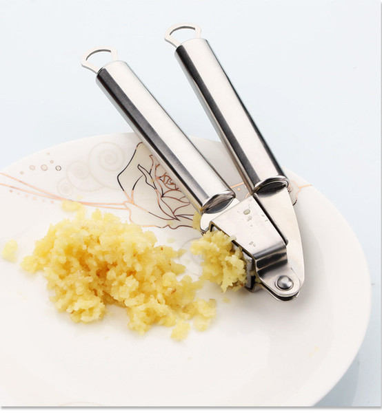 Stainless Steel Garlic Press and High Quality Stainless Steel Grade Hand Presser Crusher Ginger Squeezer Slicer Masher Kitchen Tool 01008