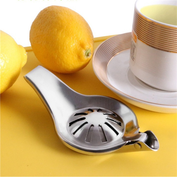 Portable Kitchens Stainless Steel Squeezer Lemon Squeezer Wholesale Light Weight Lime Squeezer with Color Box Packing