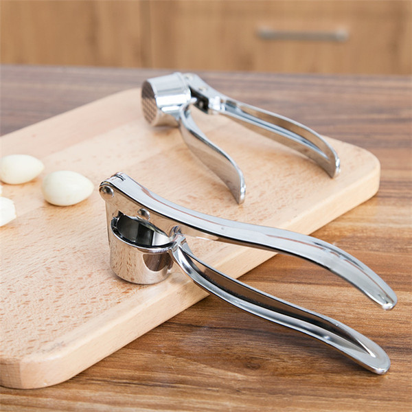 Metal Garlic Press Cutter Garlic Grater Zinc Alloy Garlic Ginger Press Kitchen Fruit and Vegetable Tools