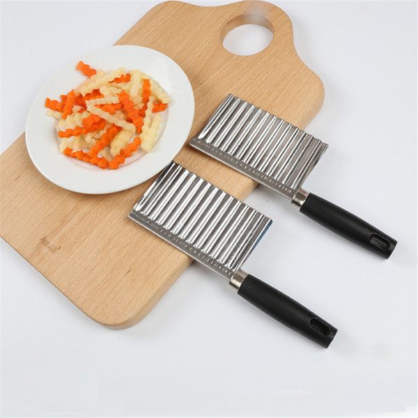 Multi-functional Factory Supply Stainless Steel Potato Slicer Potato Knife Vegetable Wavy Cutter with Black Plastic Handle