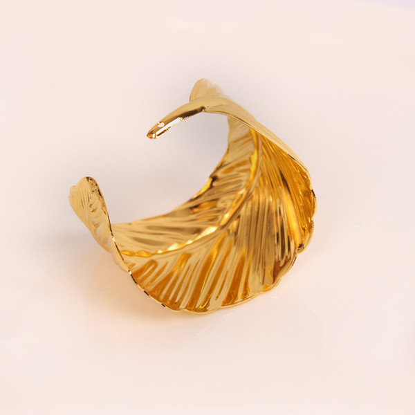 6PCS New Golden Silver Leaf Napkin Ring Serviette Holder Wedding Banquet Dinner Decor Favor Napkin buckle