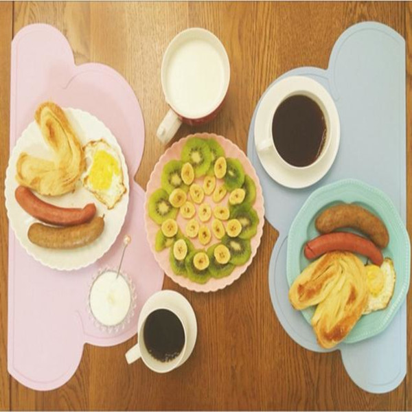 Ins Waterproof food-grade Silicone table Mat Baby Kids Cloud Shaped Plate Mat Table Mat Set Home Kitchen Pads