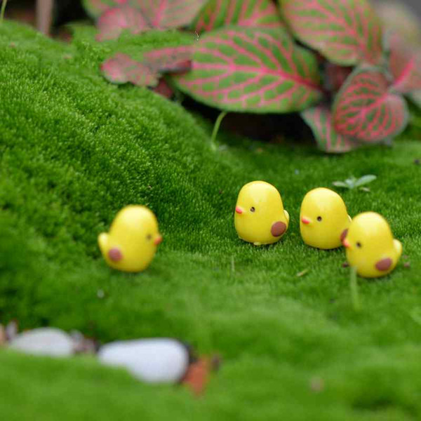 Mini Resin Yellow Chicken Handicraft Decor Aaccessories Moss Terrarium Creative Plant Gift Micro Landscape Ornaments DIY Zakka Fairy Garden