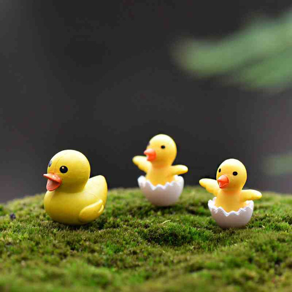 Mini Little Yellow Duck Eggshell Duck Moss Terrarium Creative Craft Micro Landscape Ornaments Cake Doll DIY Accessories Zakka Fairy Garden