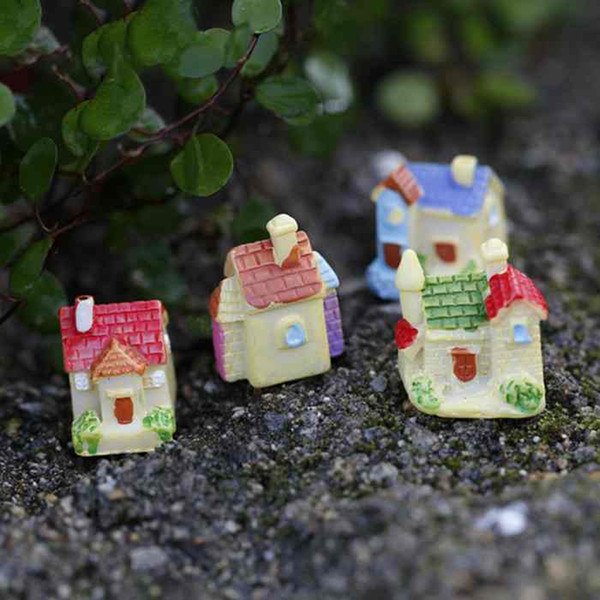 Creative Resin Decor Mini Cartoon Villa Small House Model Moss Terrarium Micro Landscape Green Plant Pot Accessories Fairy Garden DIY Zakka