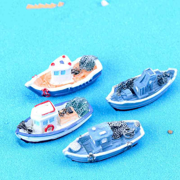 Mini Resin Sea Fishing Boat Mediterranean Style Aquarium Simulation Yacht Boat MicroLandscape Moss Bottle DIY Resin Crafts Decor Material