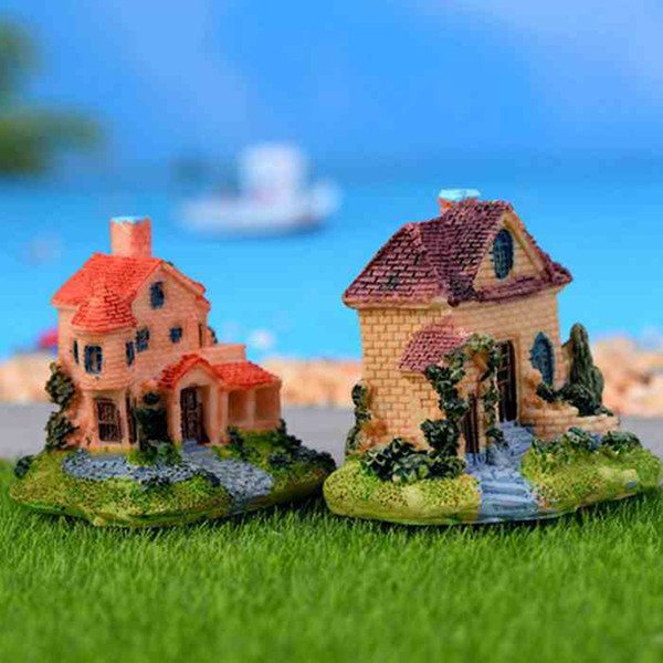 Miniature House Fairy Garden Accessory Grassland in Front Villa Micro Landscape Moss Bottle Decoration Resin Craft 4 styles Color Random