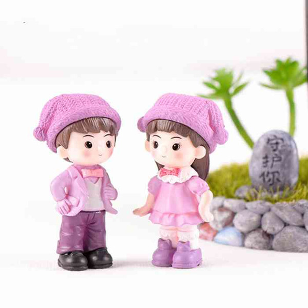 Miniature Lovers in Jester Cap Yellow Pink Boy Girl Fairy Garden Accessories PVC Craft Doll Ornaments Moss Terrarium Micro Landscape Decor