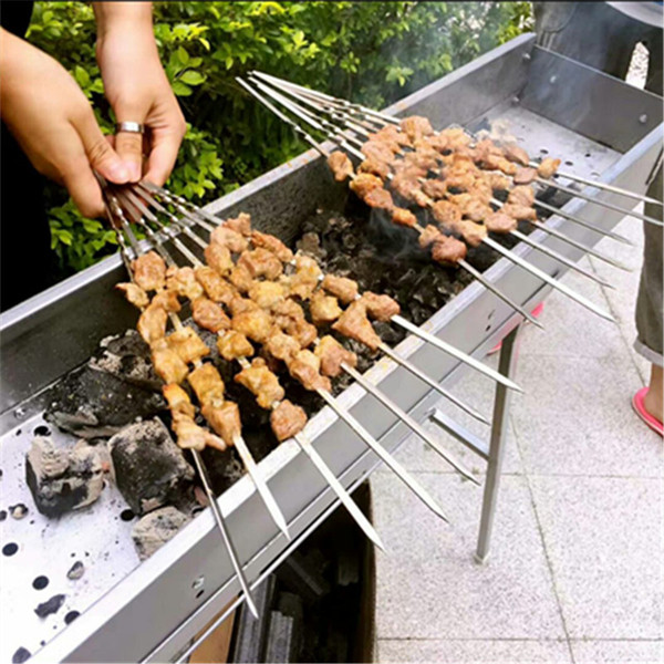 die kao xiang 6PCS BBQ roasted 39cm non-magnetic large flattened stainless steel skewers signed a strong barbecue needle