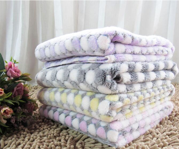 Pet Blanket Soft Thick flannel Rug Beach Towel Blankets Air conditioning Rugs Comfortable Carpet Dog kennel mat cat blanket 80*60cm