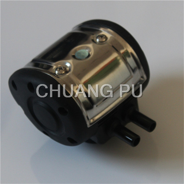L80 Pneumatic Milk Pulsator Plastic 2 Outputs 4 Outputs Milk Pulsator for Cow and Sheep for Daily Millking