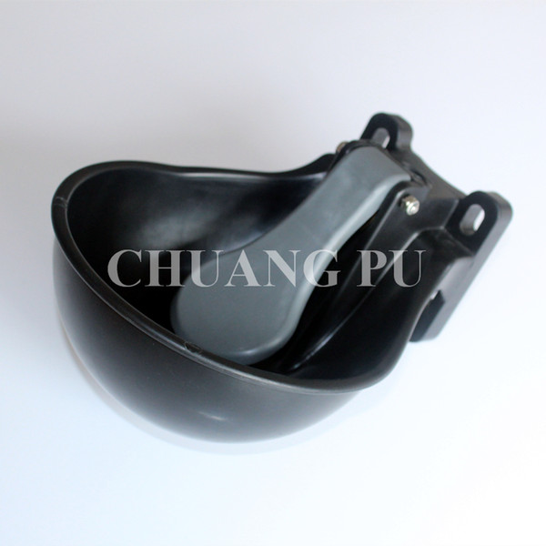 Horse Drinking Water Bowl Automatic Water Bowl 1600ml Black Plastic Water Bowl for Cow and Cattle