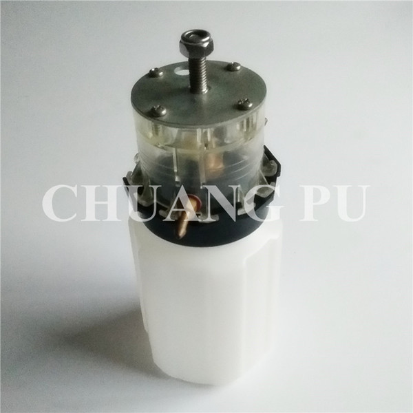 Vacuum Pump Oil Pot Plastic Oil Holder Delaval Milking Machine Oil Holder for Mobile Cow Milker