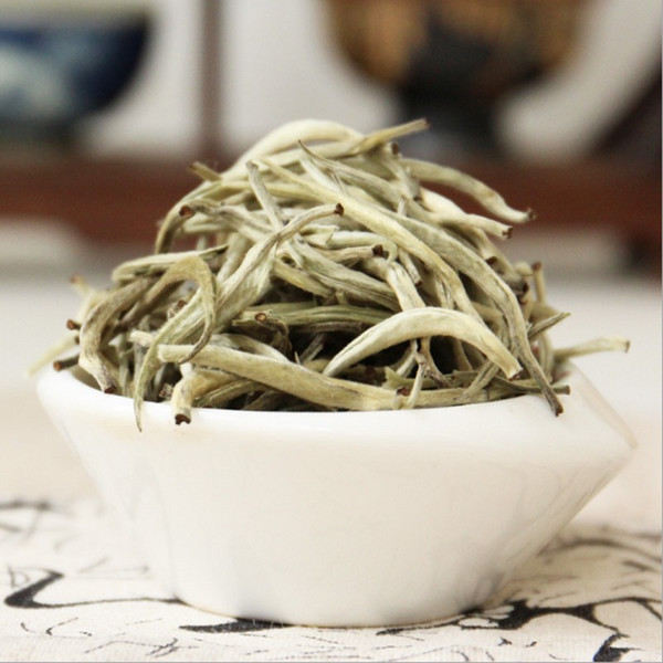 2018 Baihao Yingzhen White Tea 250g Grade Baihaoyinzhen Silver Needle Tea For Weight Loose Chinese Natural Organic food Free shipping
