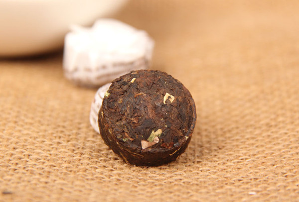 Promotions! Hop Cheong Hin tea bag 150g super brick palace cooked brick tea tree top! Free shipping