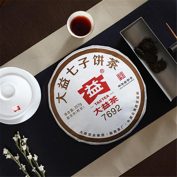 357g Yunnan Dayi 7692 Ripe Puer Tea Cake TAETEA Cooked Pu-erh Pu Er Shu Green Food