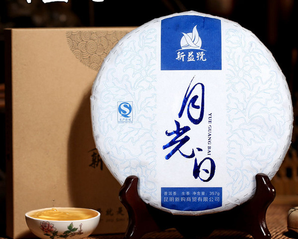 High-quality 2015 Spring moonlight white raw Puer tea -357g Yue guang bai Wholesale pu er pu-erh for health care and beauty