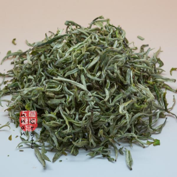 Dian Lu Dan Ya - Green tea from Puer ( Yunnan province ) Yunnan Single Bud Green Tea