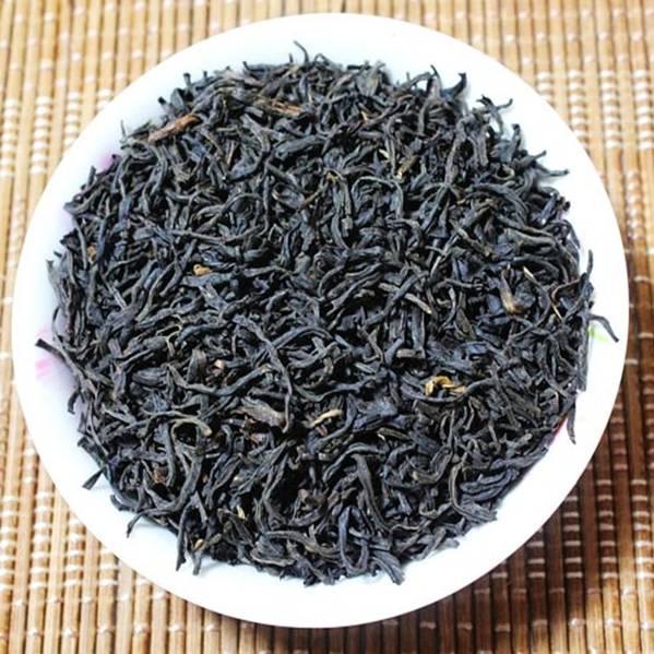 250g Lapsang Souchong Wuyi Black Tea Super Qulaity Chinese tea ZhengShanXiaoZhong Free Shipping